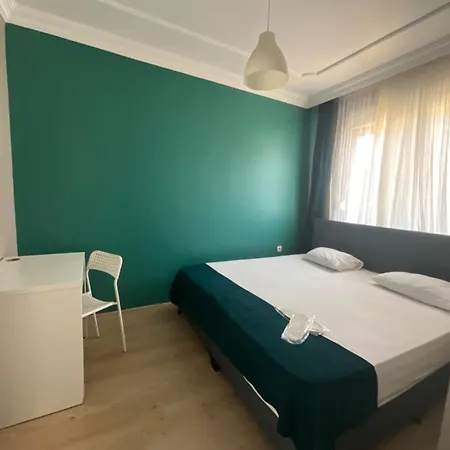 Khan's Apartmanhotel *